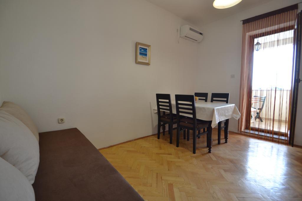 Apartments Kresan Sukosan Ngoại thất bức ảnh