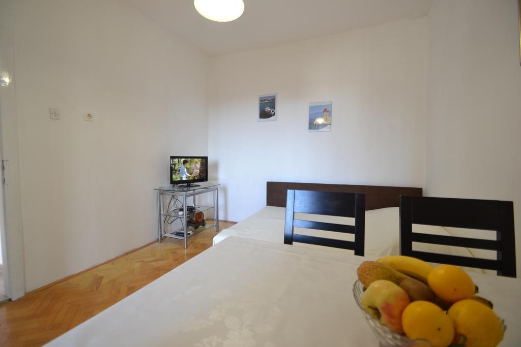Apartments Kresan Sukosan Ngoại thất bức ảnh