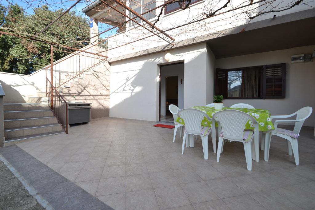 Apartments Kresan Sukosan Ngoại thất bức ảnh